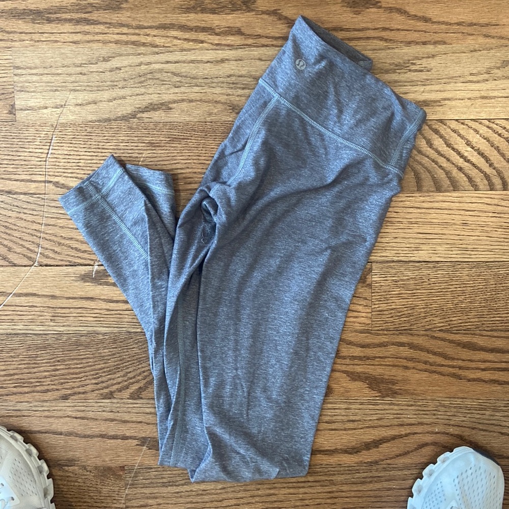 Size 4 grey lulu lemon leggings 28”